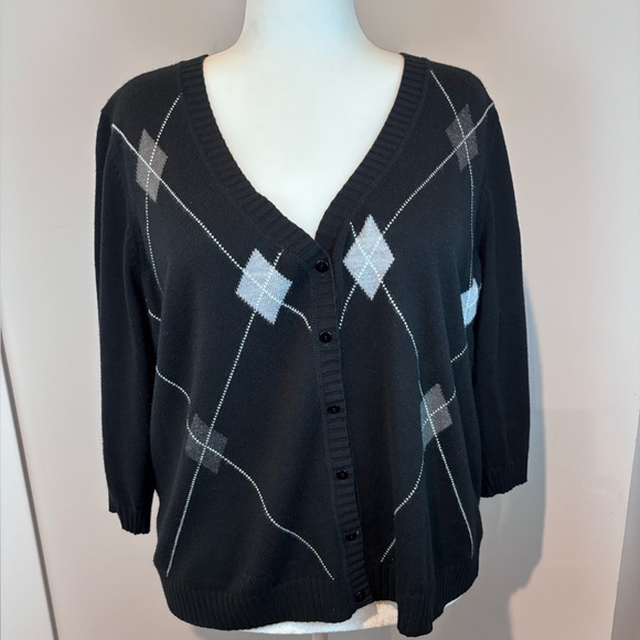 Requirements Woman Black Argyle Cardigan Sweater 2X Plus Size - Picture 1 of 11